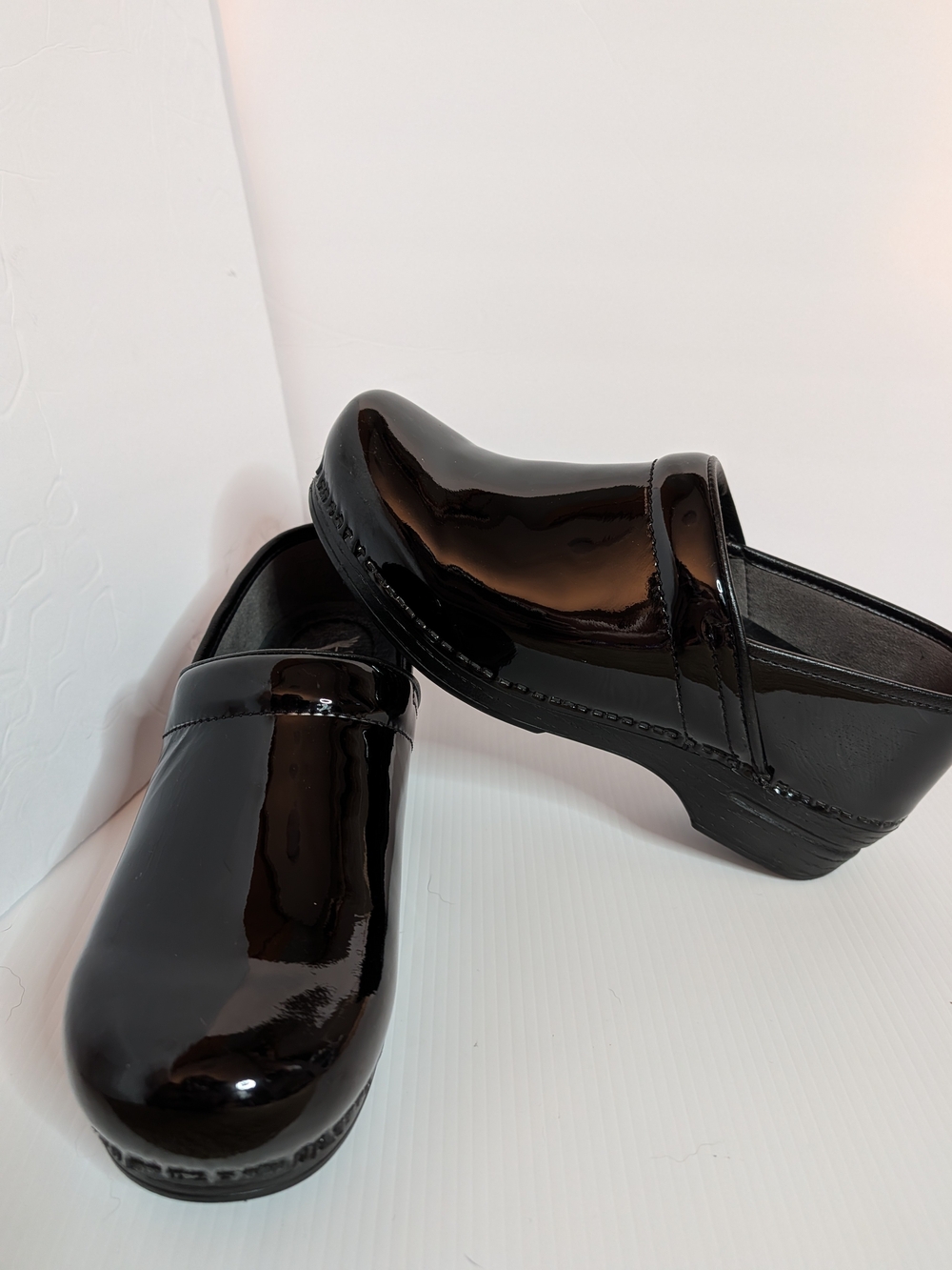 Dansko Professional XP Black Patent Leather Clogs EU 42